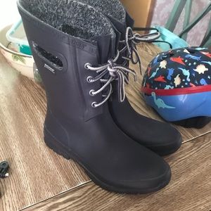 Bogs Rain and Snow Boots Lace Up Detail